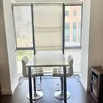 Quiet, Luxury Apt In Dublin.